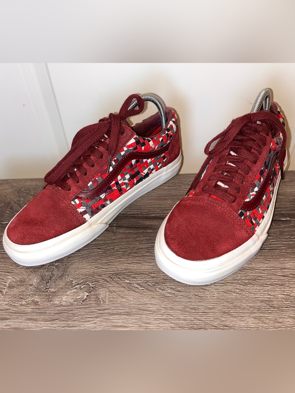 Vans Men’s 6.5 Burgundy Suede Low-Top Sneakers with Red & White Mosaic Panels